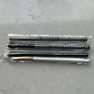 Small Lot of Various Makeup Brushes NEW